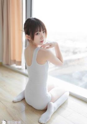 亚洲综合一页_DVD完整版观看